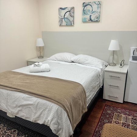 Comfortable Guest Home Near Downtown Vancouver & Sights & Stores エクステリア 写真